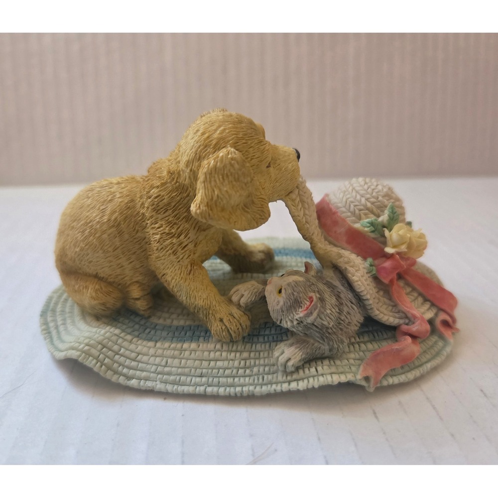 Hamilton Gifts Figurine Small Tan Fair‎ 912611